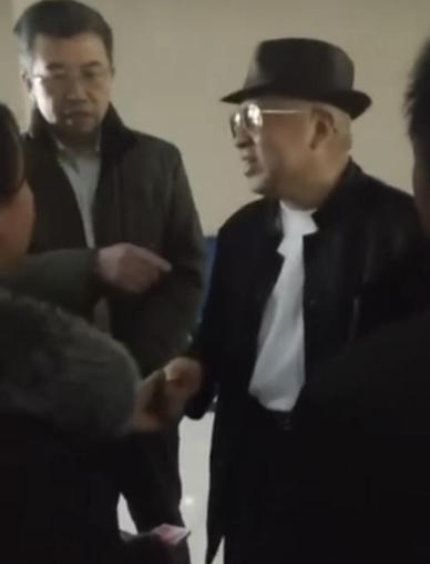 张博会长组织营救在施工坍塌事故中被掩埋的在青同乡—谷传会，并资助其家属在青生活费叁仟元